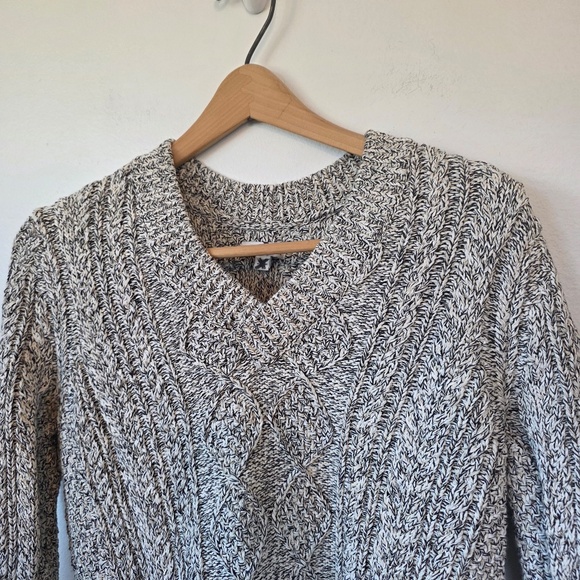 L.L. Bean Signature Marled V-Neck Pullover Fisherman Knit Tunic Sweater - XS - Picture 2 of 6